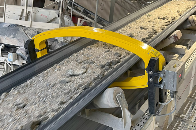 Thermo Metal Detector