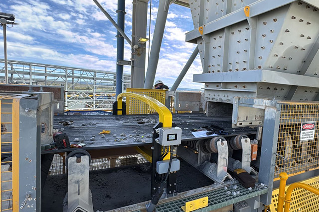 Mining metal detector