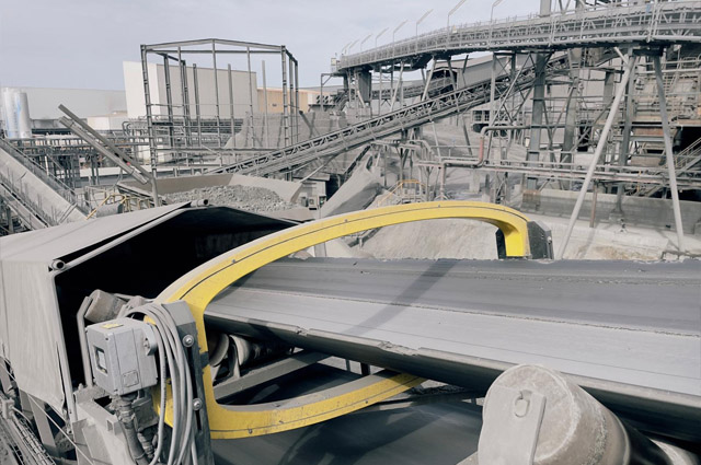 Mining metal detector